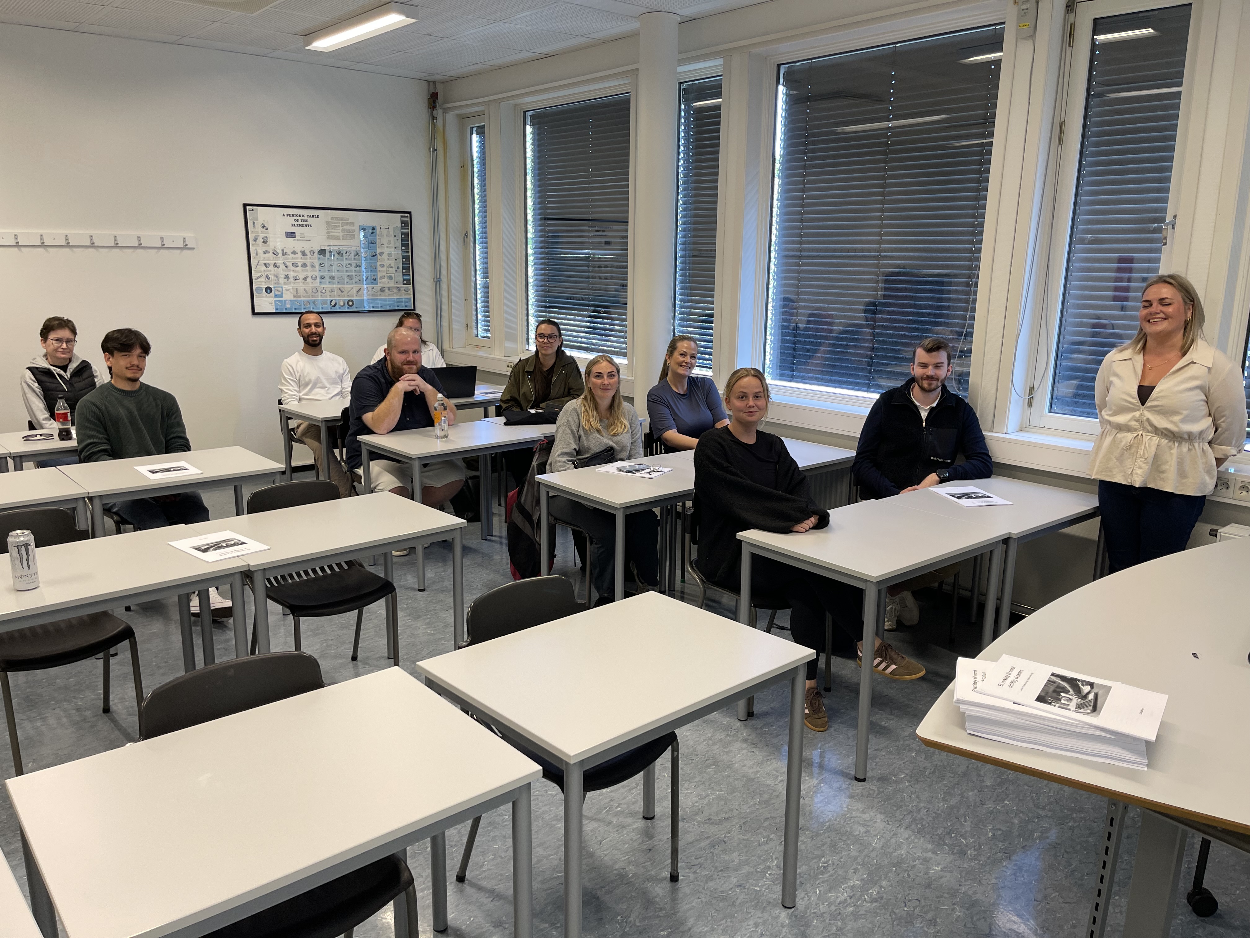 Bilde fra klasserom med deltakerne