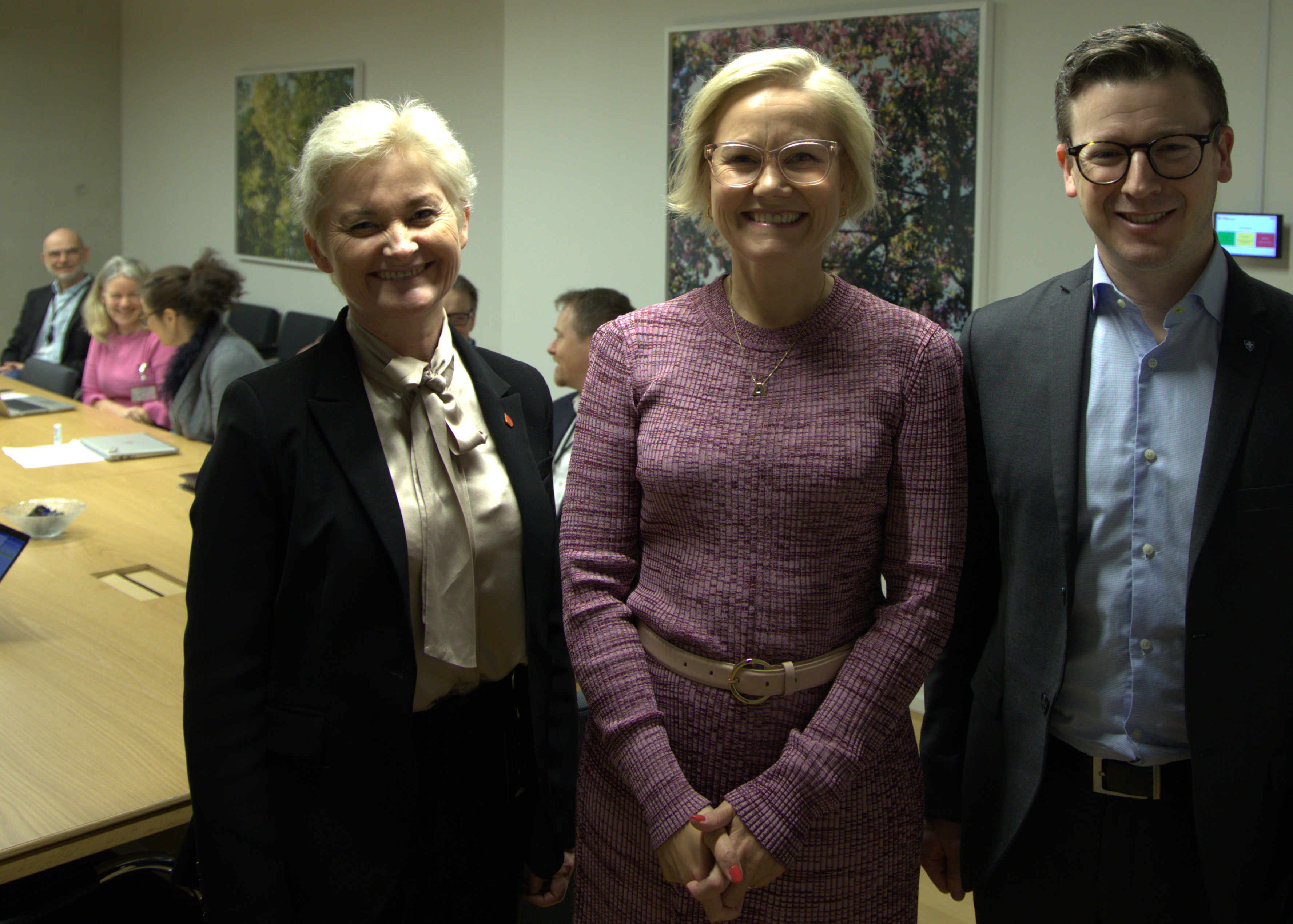 Strømøy på besøk hos statsråd Kjerkol