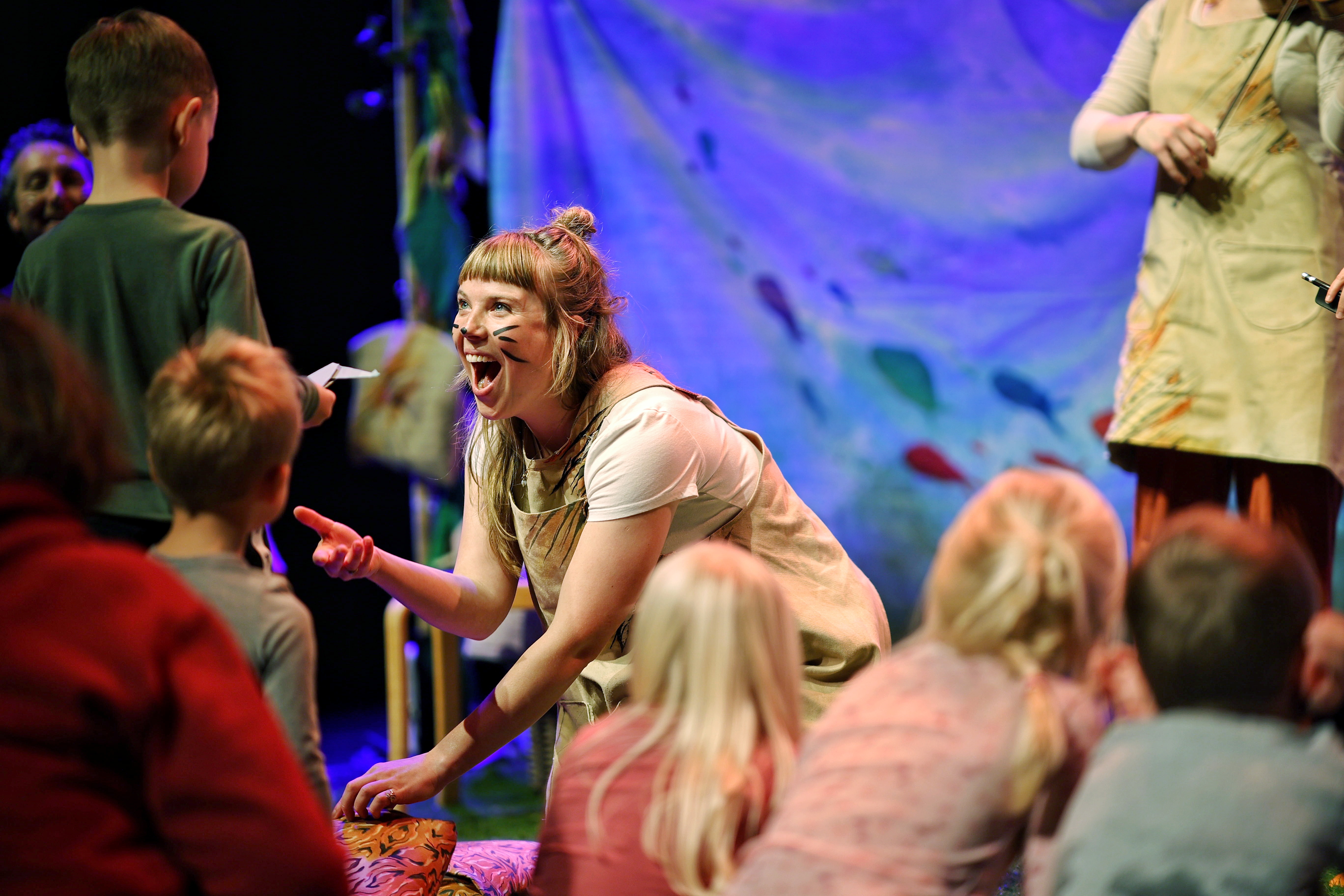 Picture of children experiencing art