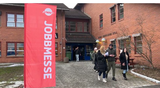 Personer som forlater jobbmesse