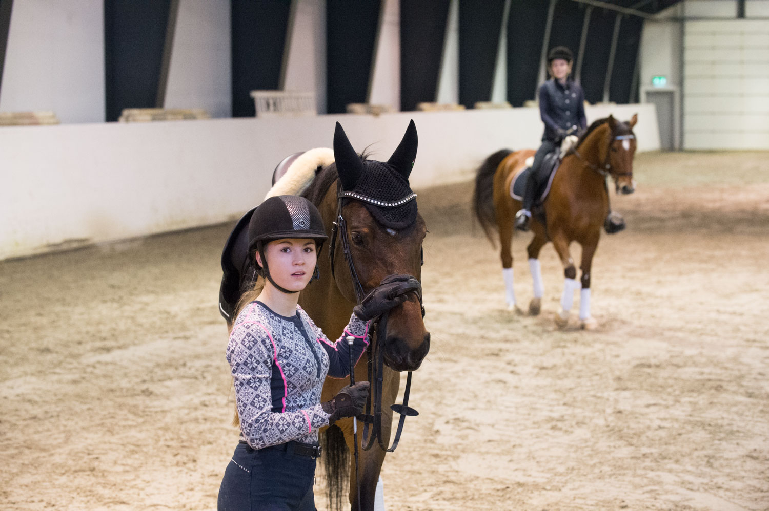 To ryttere og to hester